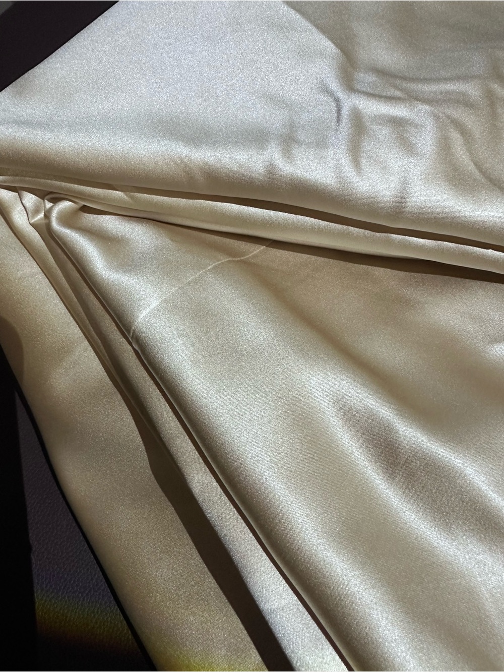 Smooth Satin Champagne Neutral Beige Light Tan Huge Round Tablecloth  128” - Picture 6 of 7